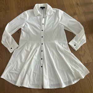 JASON by Sun Kim size M Nylon Stretch Button Fit Flare Tunic Top Pockets White